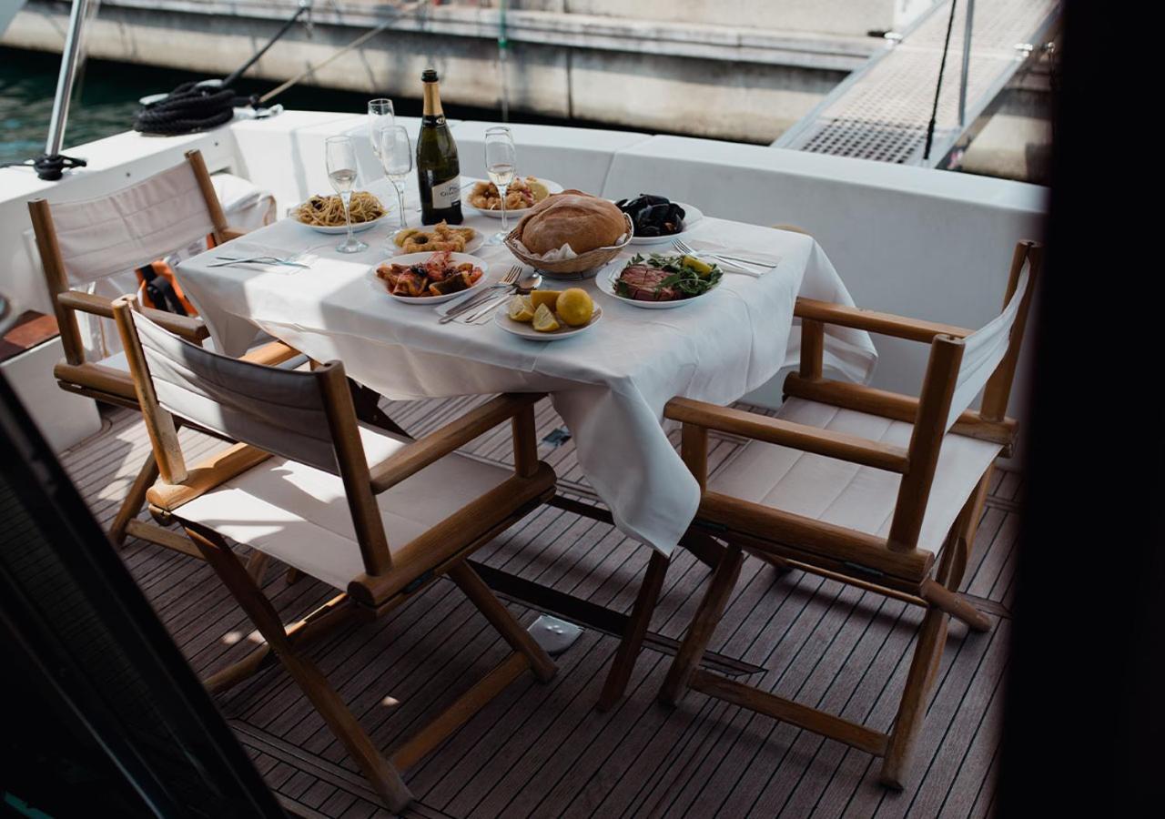 Bb Boat Lady A Hotel Genoa Luaran gambar