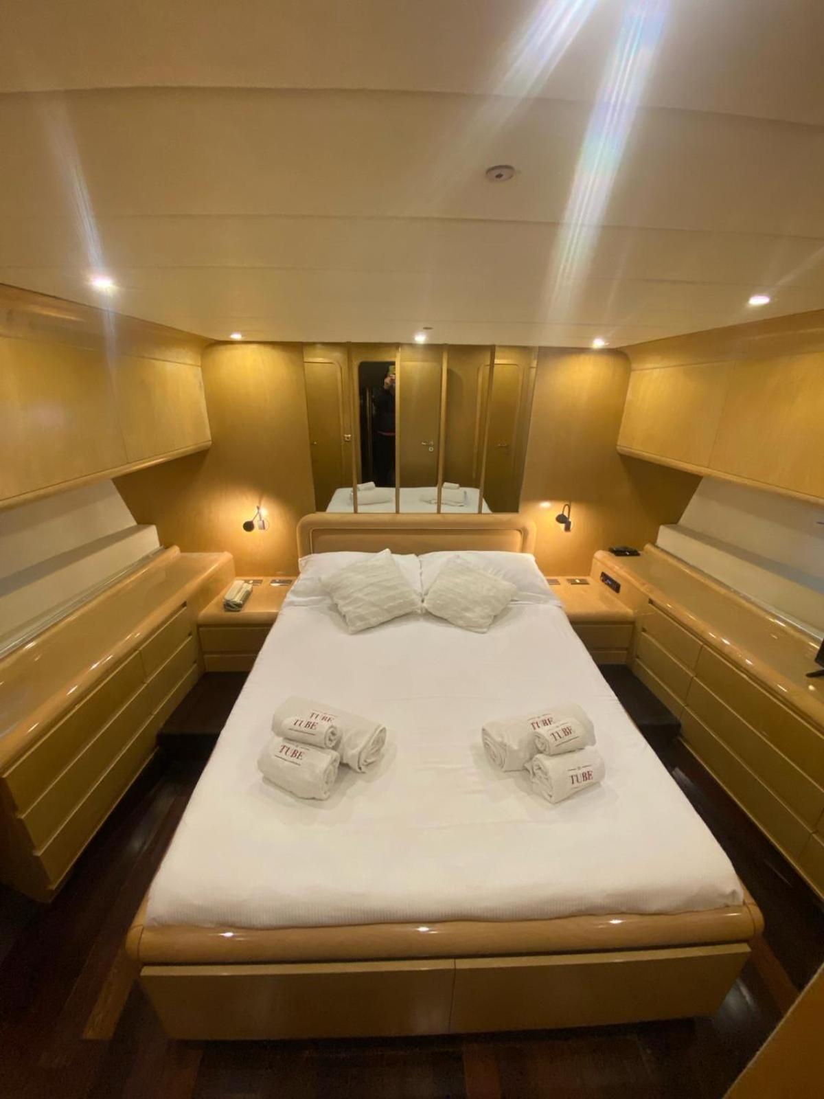 Bb Boat Lady A Hotel Genoa Luaran gambar